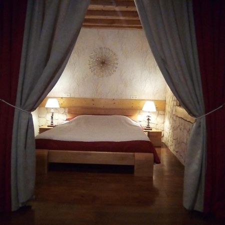 Le Domaine Des Papillons Hotel Beaujeu-Saint-Vallier-et-Pierrejux Buitenkant foto