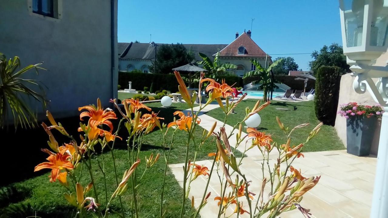 Le Domaine Des Papillons Hotel Beaujeu-Saint-Vallier-et-Pierrejux Buitenkant foto