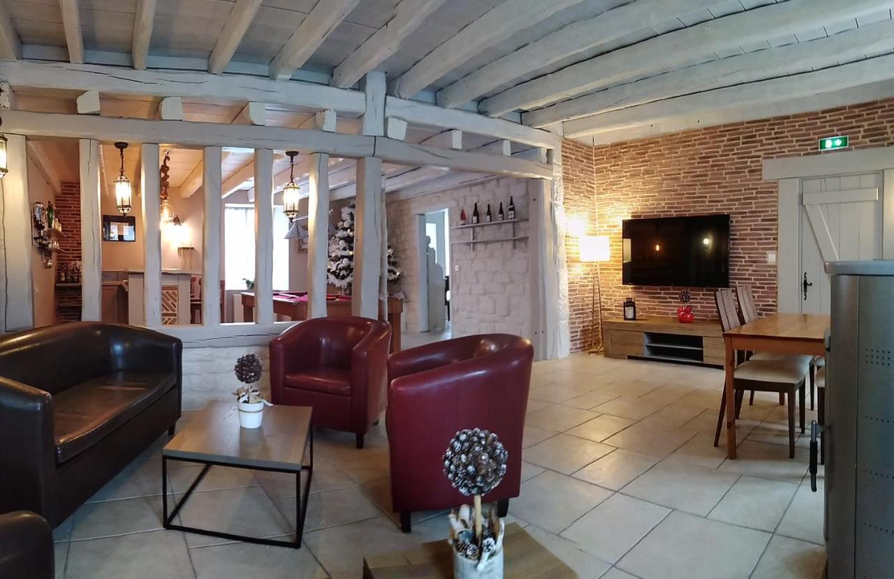 Le Domaine Des Papillons Hotel Beaujeu-Saint-Vallier-et-Pierrejux Buitenkant foto