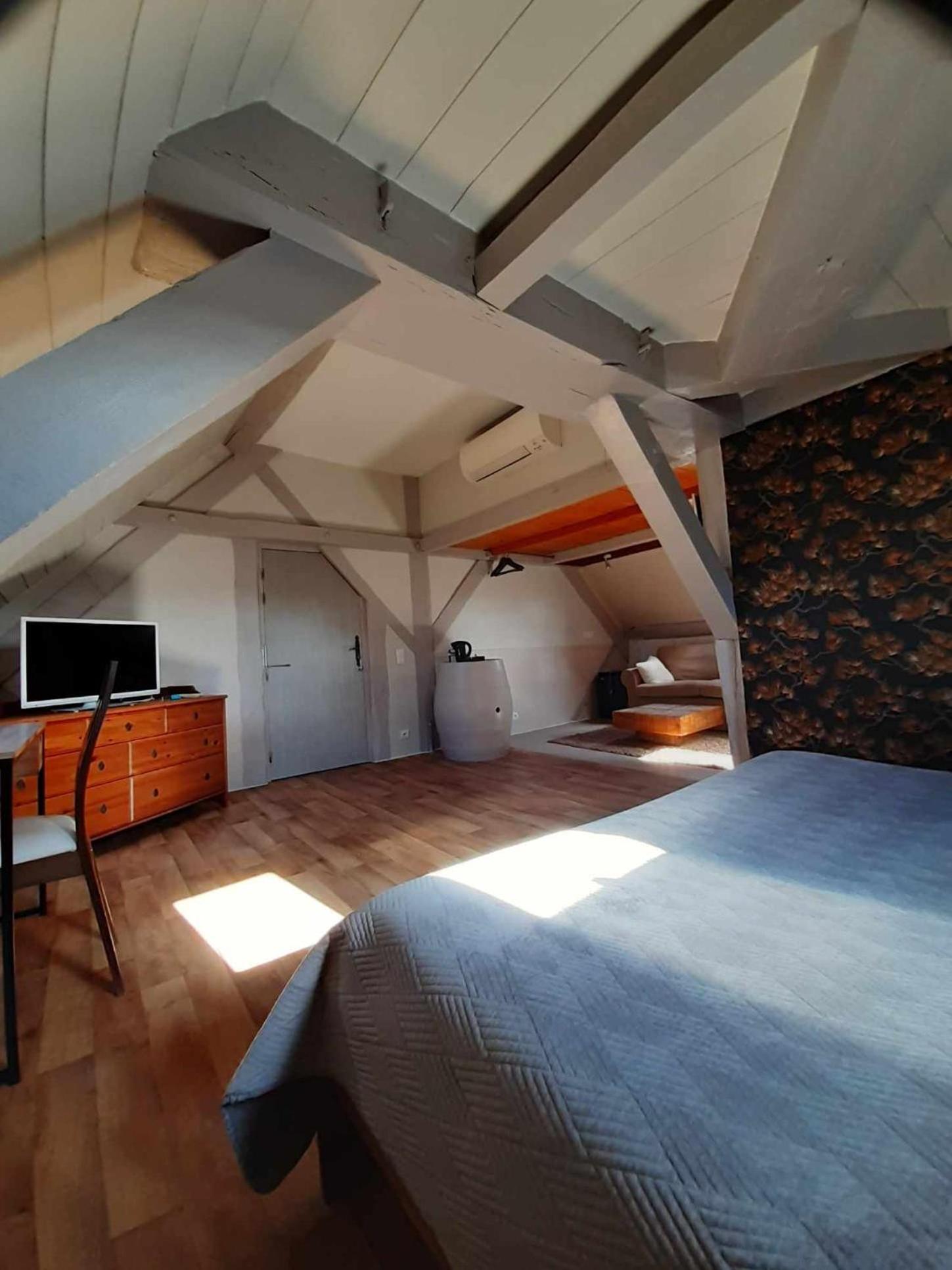 Le Domaine Des Papillons Hotel Beaujeu-Saint-Vallier-et-Pierrejux Buitenkant foto