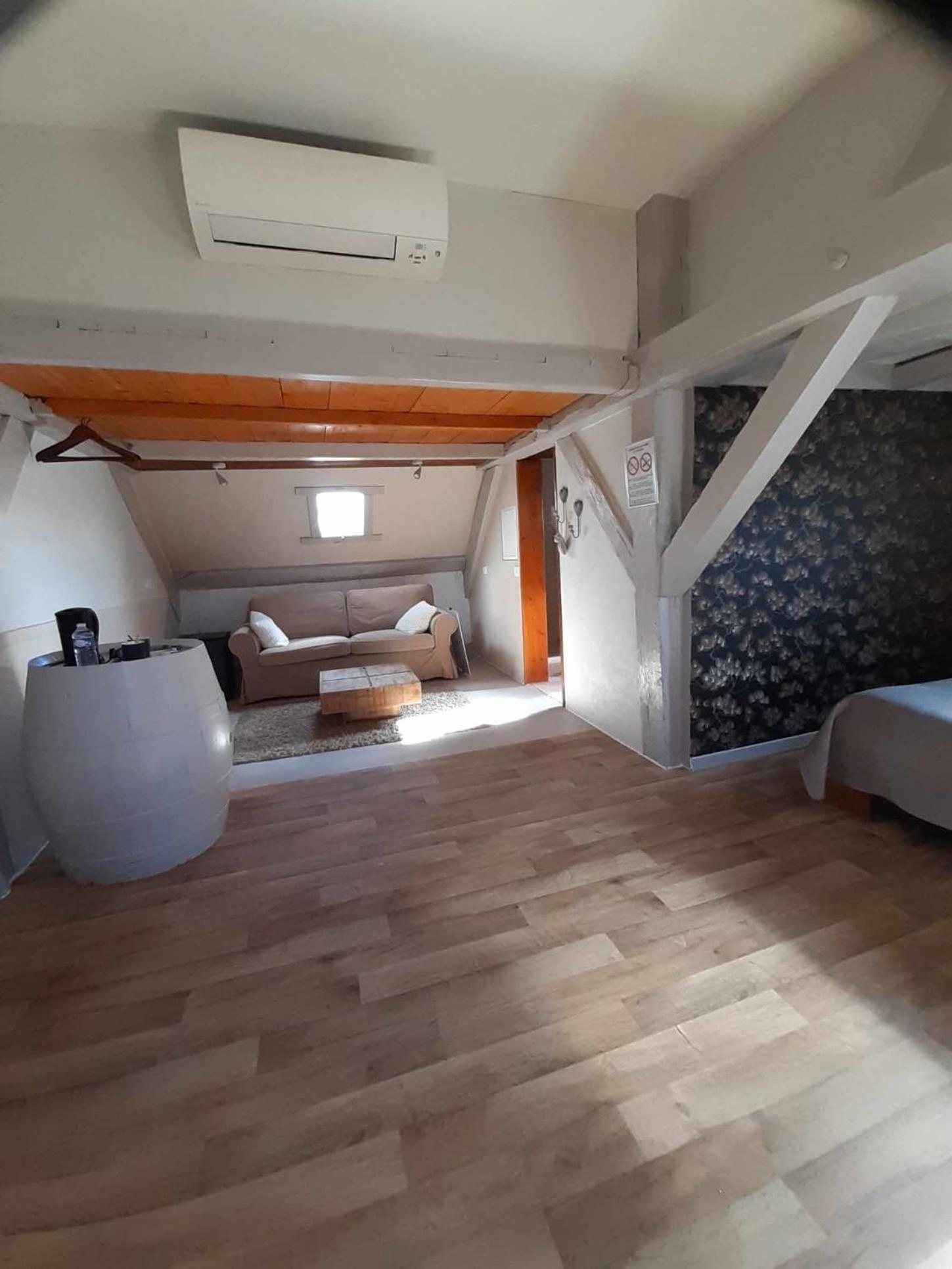 Le Domaine Des Papillons Hotel Beaujeu-Saint-Vallier-et-Pierrejux Buitenkant foto