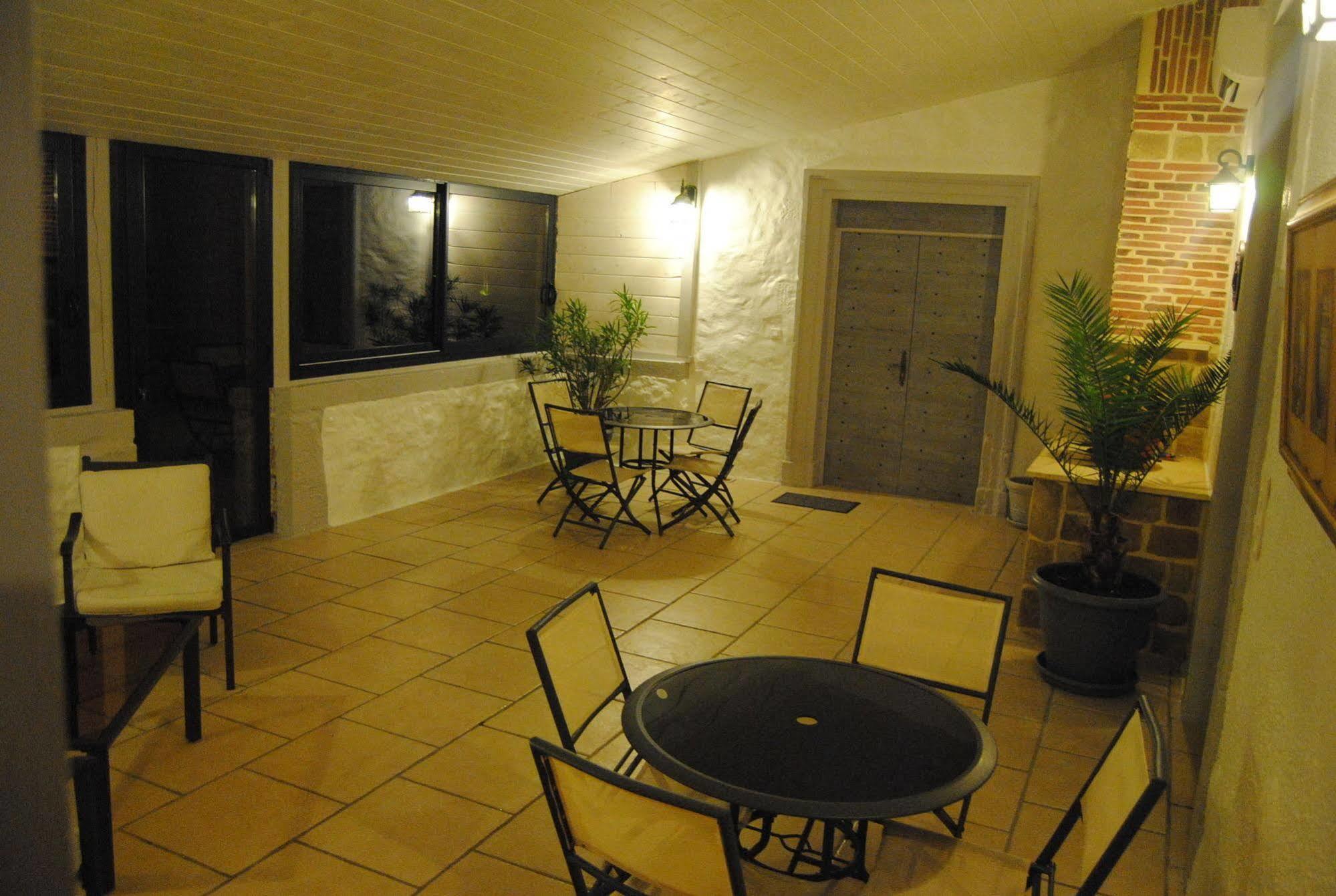 Le Domaine Des Papillons Hotel Beaujeu-Saint-Vallier-et-Pierrejux Buitenkant foto