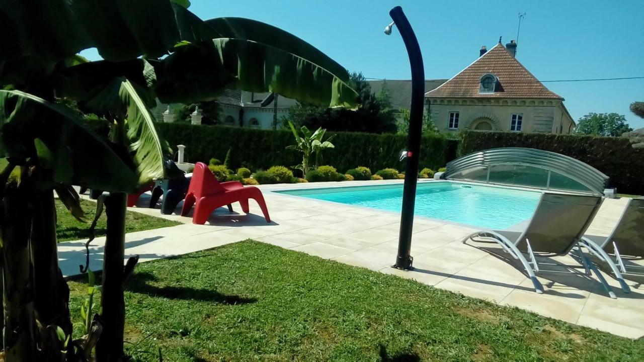 Le Domaine Des Papillons Hotel Beaujeu-Saint-Vallier-et-Pierrejux Buitenkant foto